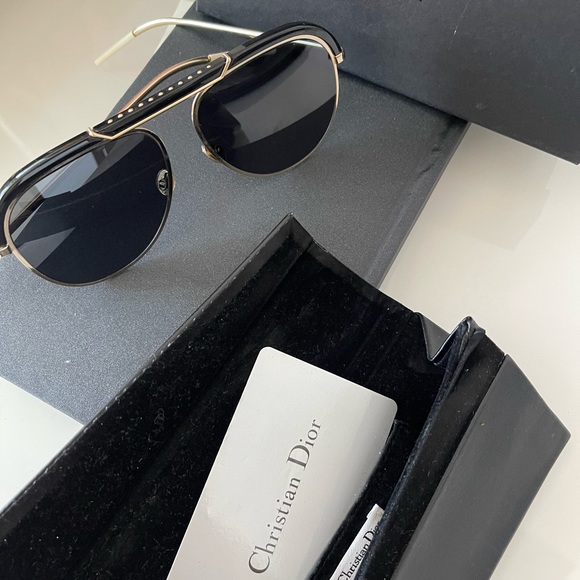 Dior Desertic 9G007 Aviator Sunglasses Unisex
Dark Havana - Picture 3 of 7